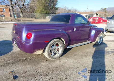 2004 Chevrolet Ssr z USA, uszkodzony, nr VIN 1GCES14P94B107295